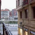 Casco Viejo Tradicion Pinchos Y Gastronomia *